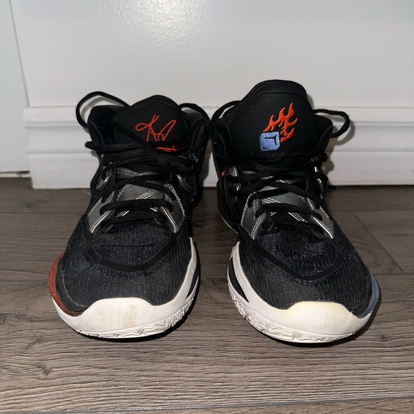 Nike Other - Nike Kyrie Infinity Fire And Ice 2022
